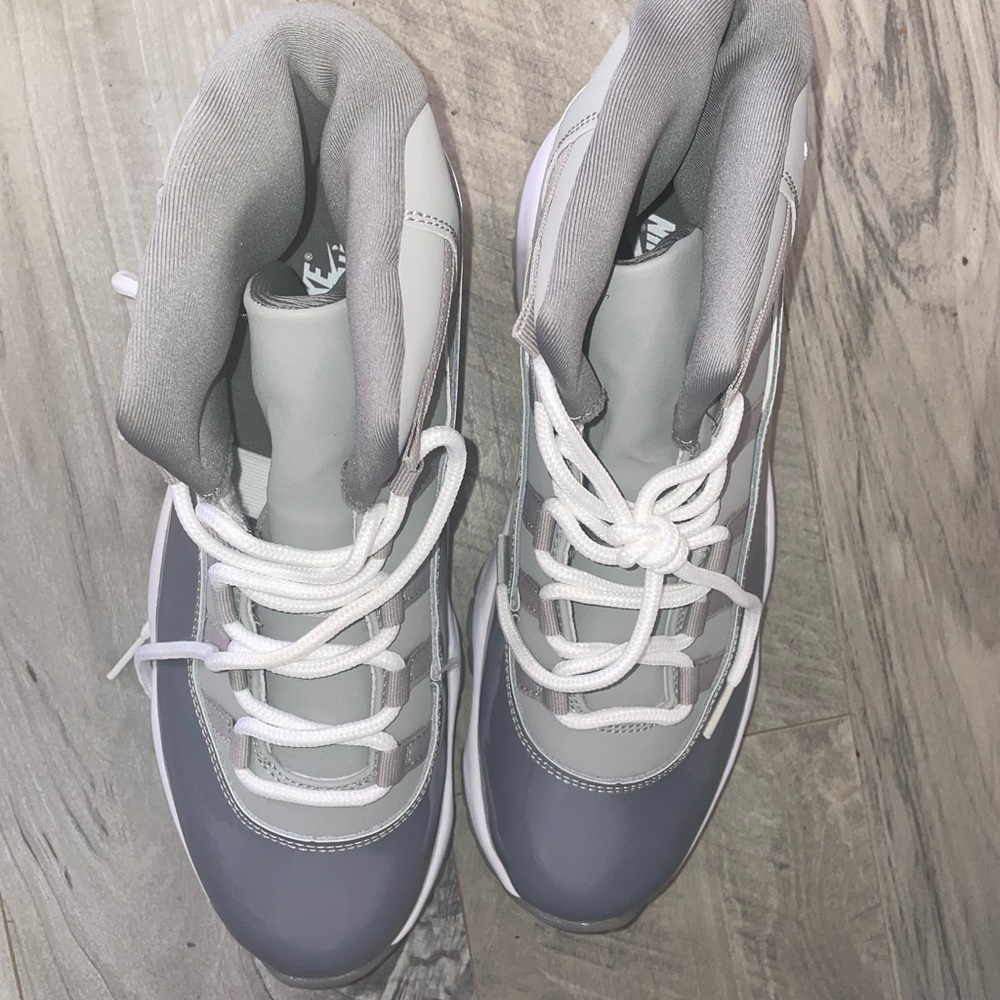 Cool greys - Picture 2 of 3